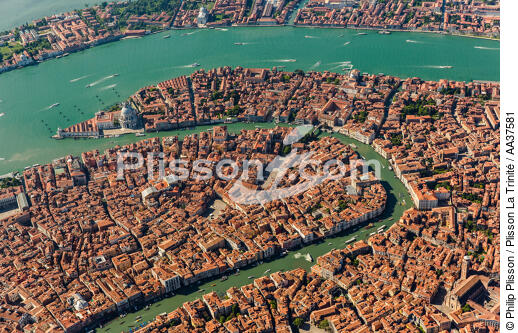 Venice - © Philip Plisson / Plisson La Trinité / AA37581 - Photo Galleries - Aerial shot
