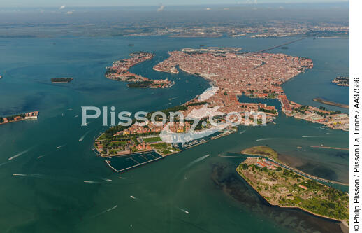 Venice - © Philip Plisson / Plisson La Trinité / AA37586 - Photo Galleries - Aerial shot