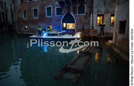 Venise - © Philip Plisson / Plisson La Trinité / AA37654 - Nos reportages photos - Italie