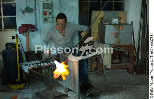 Work of Murano glass [AT] - © Philip Plisson / Plisson La Trinité / AA37681 - Photo Galleries - Site of interest [It]