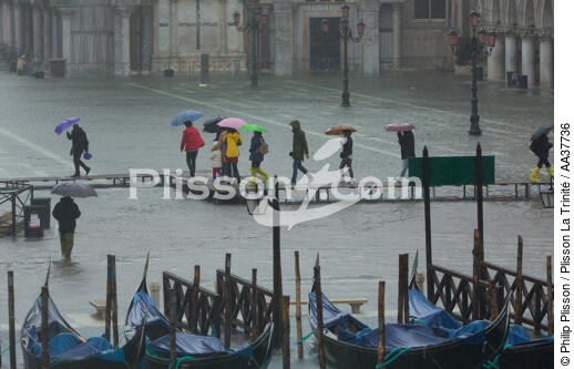 Grande marée à Venise - © Philip Plisson / Plisson La Trinité / AA37736 - Nos reportages photos - Acqua alta à Venise
