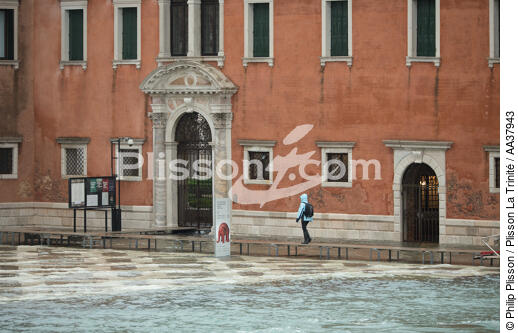 Acqua alta in Venice - © Philip Plisson / Plisson La Trinité / AA37943 - Photo Galleries - Acqua alta in Venice