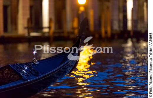 Gondole à Venise - © Philip Plisson / Plisson La Trinité / AA39966 - Nos reportages photos - Venise