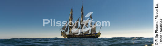 L'Hermione en navigation - © Philip Plisson / Plisson La Trinité / AA38644 - Nos reportages photos - Voilier
