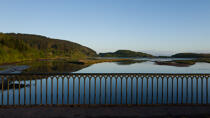 © Philip Plisson / Plisson La Trinité / AA38759 Loch Crinan - Nos reportages photos - Mer calme
