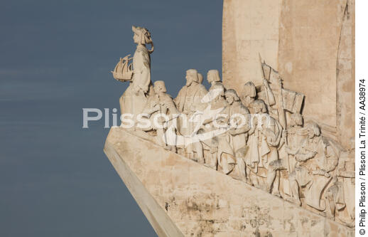 Lisbonne - © Philip Plisson / Plisson La Trinité / AA38974 - Nos reportages photos - Construction