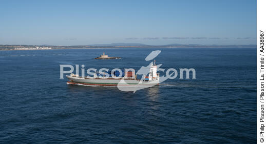 Phare de Bugio - © Philip Plisson / Plisson La Trinité / AA38967 - Nos reportages photos - Activité maritime