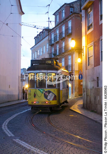 Lisbonne - © Philip Plisson / Plisson La Trinité / AA38963 - Nos reportages photos - Vertical