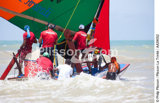 Majorlândia Aracati - Ceará Brasil - © Philip Plisson / Plisson La Trinité / AA39052 - Photo Galleries - Fishing vessel