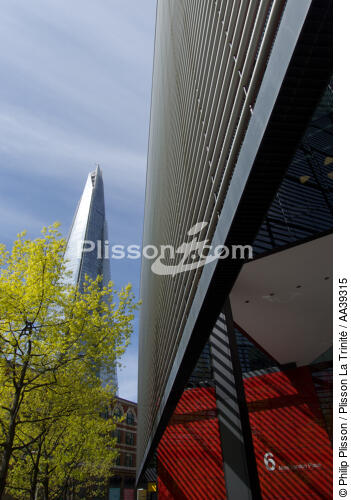 London - © Philip Plisson / Plisson La Trinité / AA39315 - Photo Galleries - Building