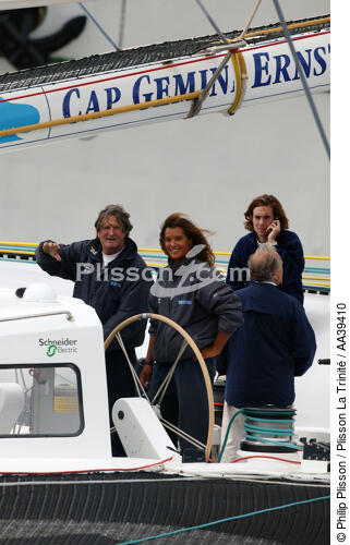 Olivier de Kersauzon and Marie Tabarly on Géronimo sailboat - © Philip Plisson / Plisson La Trinité / AA39410 - Photo Galleries - Vertical