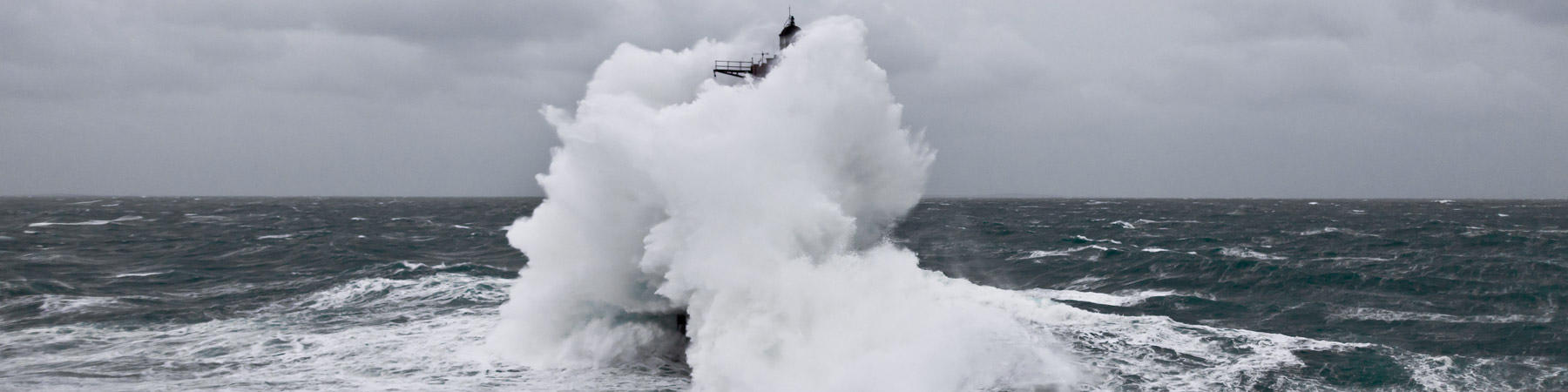 Les tempêtes hivernales sur les côtes bretonnes - Photo Pêcheur d'Images